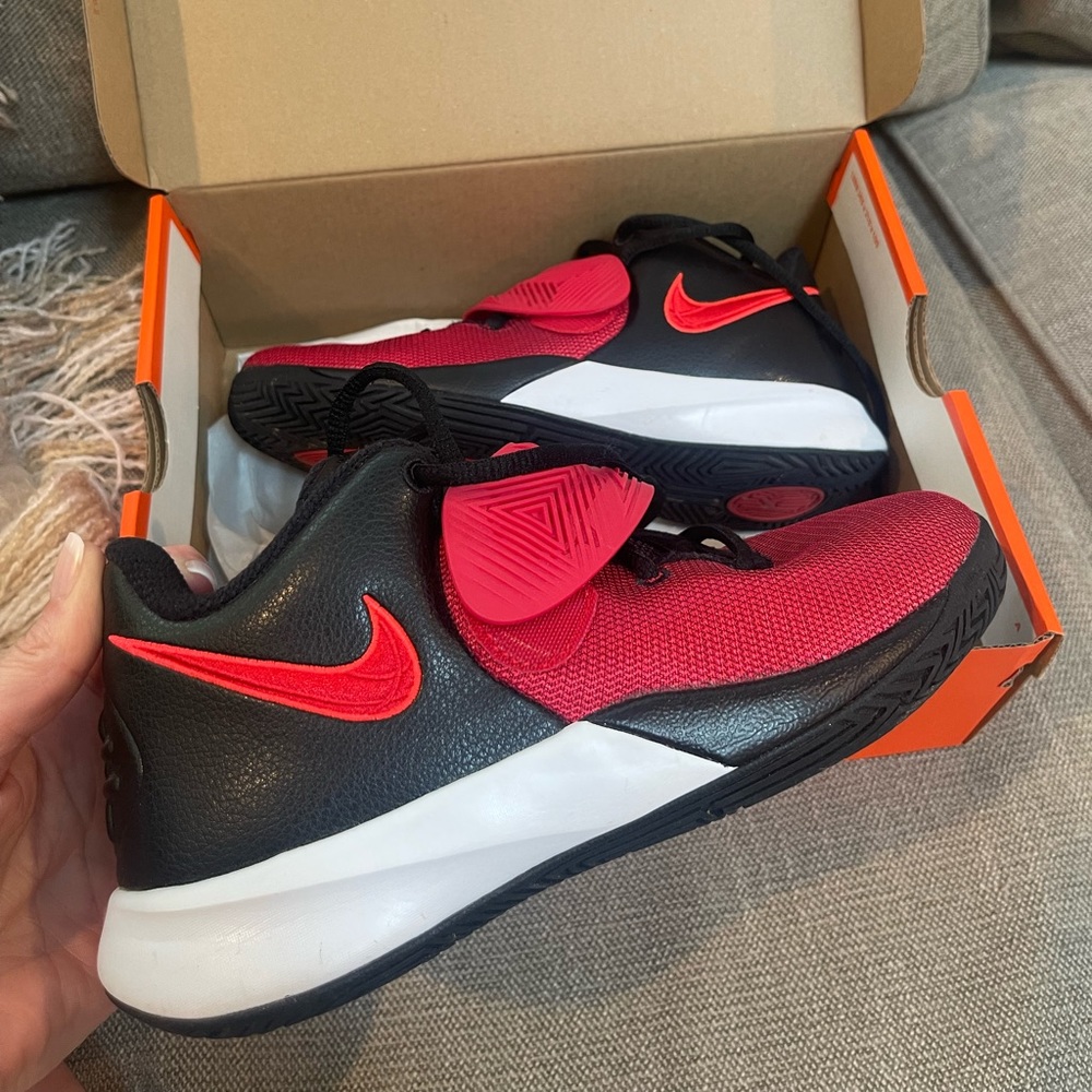 Nike Kyrie Flytrap 3